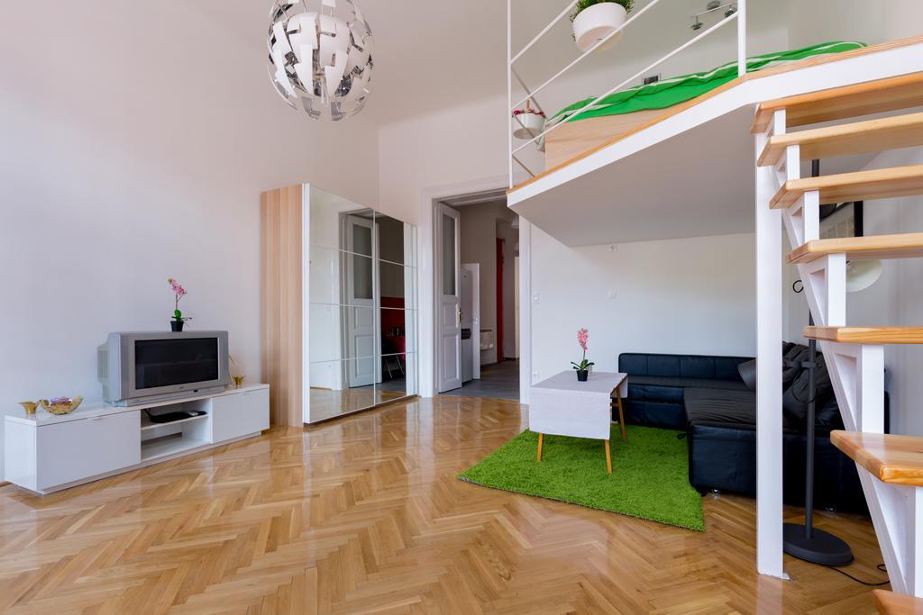 Apartmán F4 Fiumei